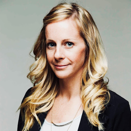Jennifer Zimmerman Photo 19