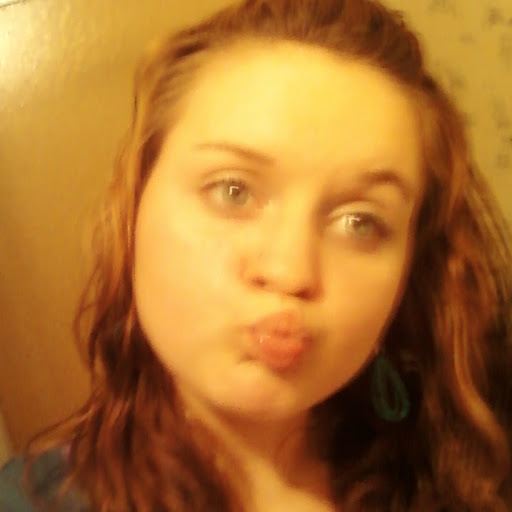 Chelsea Cates Photo 19