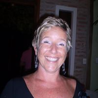Irene Cisneros Photo 37