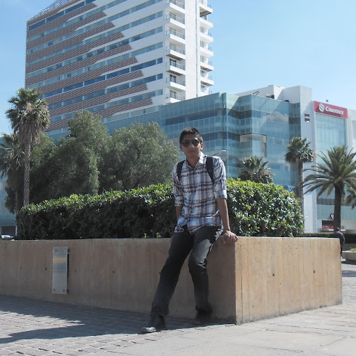 Eduardo Gil Photo 18