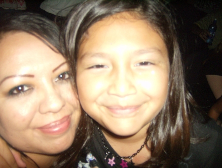 Leslie Lopez Photo 40