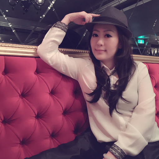 Zhenzhen Chen Photo 2