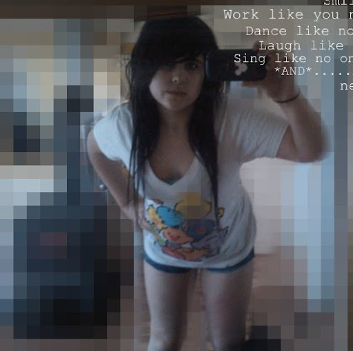 Laura Payne Photo 23