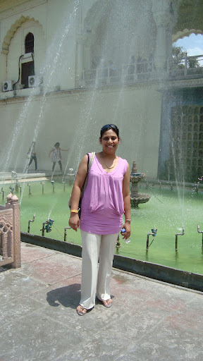 Vandana Thapar Photo 12