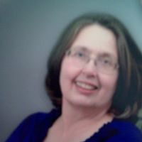 Paula Howell Photo 37