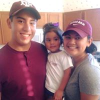 Naomi Chavez Photo 23