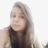 Laura Petcu Photo 4