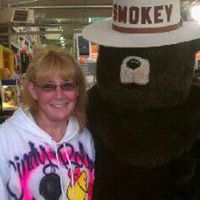 Cindy Dillon Photo 22