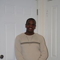 Derrick Gomez Photo 28