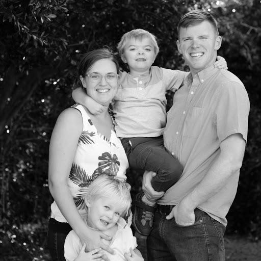 Lindsey Olson Photo 14
