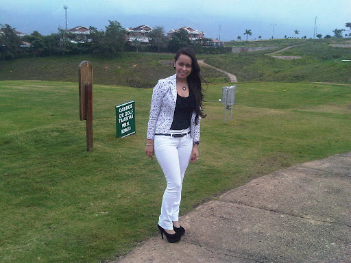 Ruby Lozada Photo 12