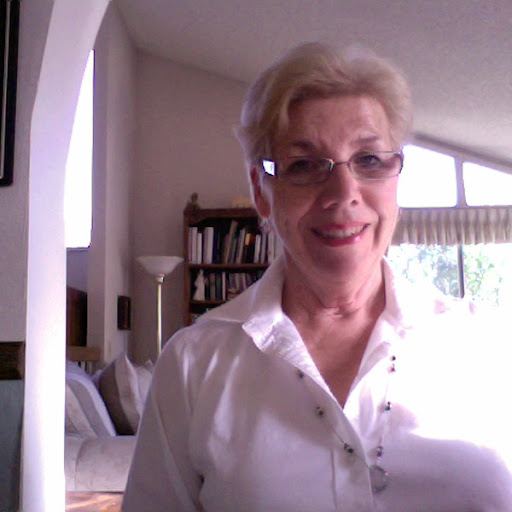 Teresa Wolf Photo 20