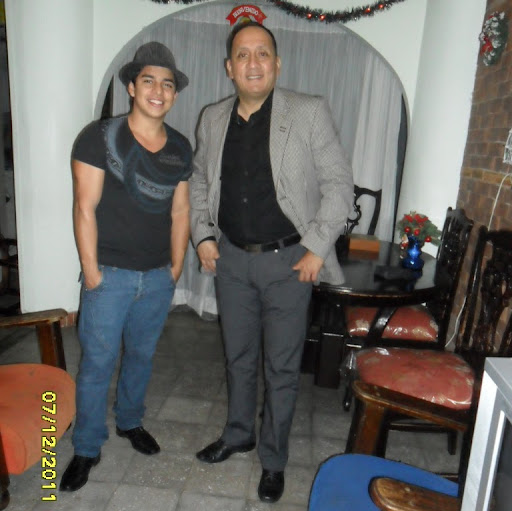Gustavo Herrera Photo 21