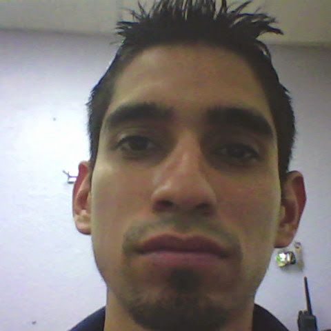 Roberto Medina Photo 46