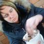 Laura Lowe Photo 32