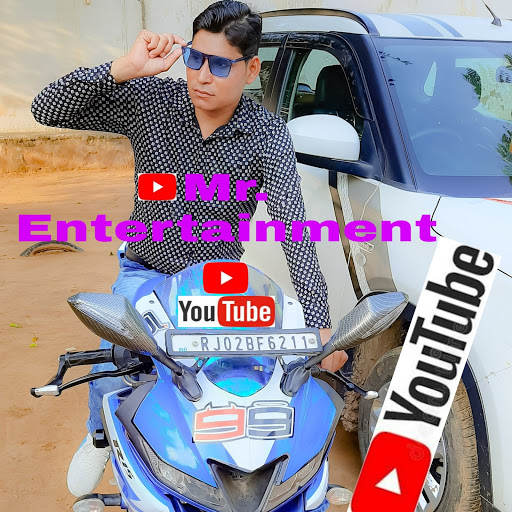 Aslam Khan Photo 10