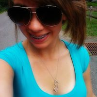 Taylor Tighe Photo 3
