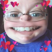 Elizabeth Thelen Photo 15