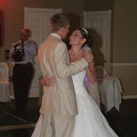 Erica Phillips Photo 38