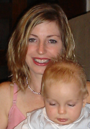 Anne Hart Photo 20