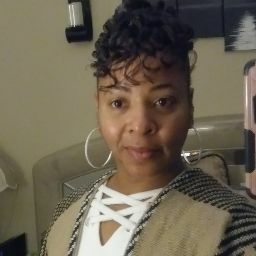 Alicia Warren Photo 39