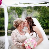 Jennifer Cowgill Photo 11