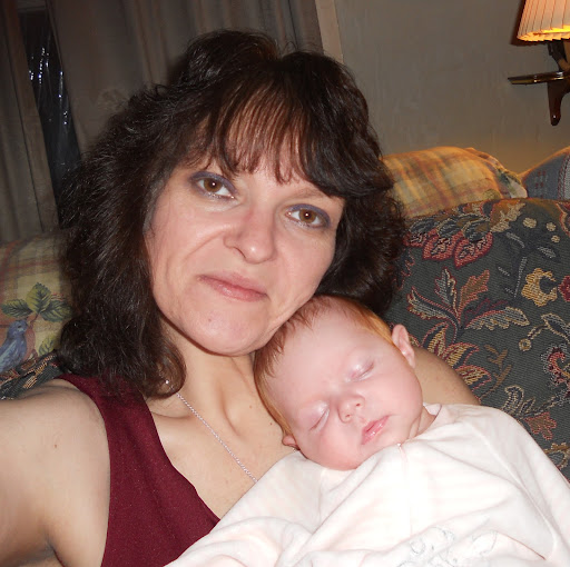 Carolyn Hennessy Photo 16
