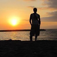 Max Flores Photo 19