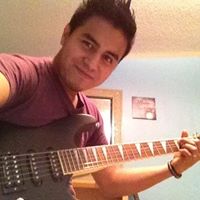 Hector Flores Photo 21