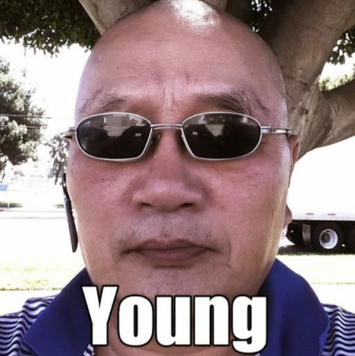 Young Lim Photo 14