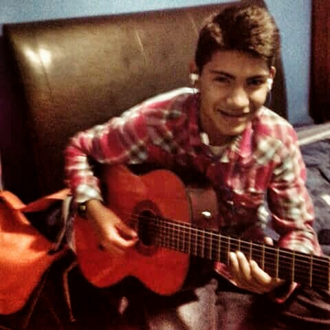 Jose Aguayo Photo 20