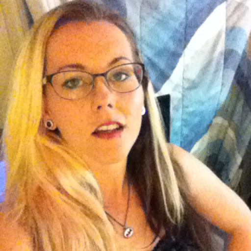 Amber Stewart Photo 40