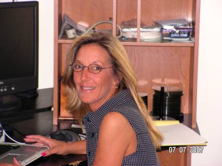 Donna Hight Photo 10
