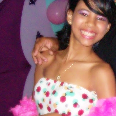Lorena Fontes Photo 8
