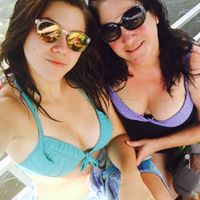 Laura Kurtz Photo 31