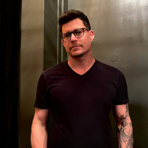Adam Fine Photo 20