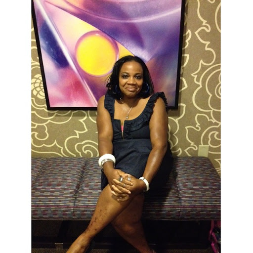 Tracey Russell Photo 37
