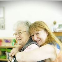 Debbie Hume Photo 10