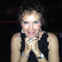 Lyn Smith Photo 33