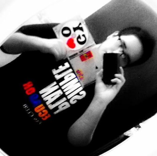 Jonathan Macias Photo 14