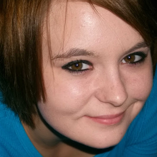 Stephanie Stilson Photo 13