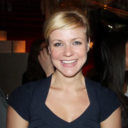 Rachel Owens Photo 35
