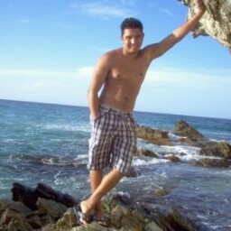 Leonardo Moncada Photo 10