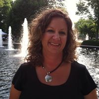 Kelly Schroder Photo 14