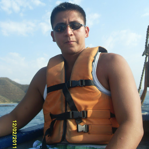 Edinson Rincon Photo 9