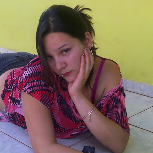Cindy Luis Photo 11