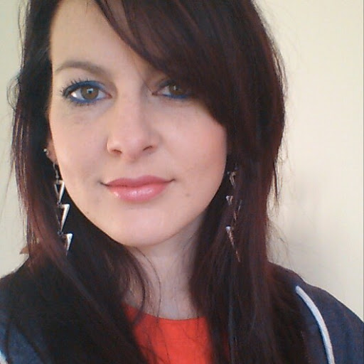 Caroline Cook Photo 22