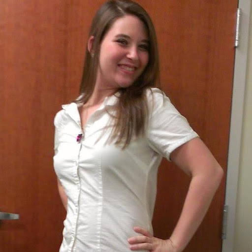 Clara Moore Photo 43