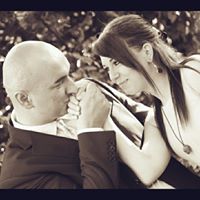Laura Hoare Photo 12