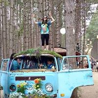 Sarah Friend Photo 36
